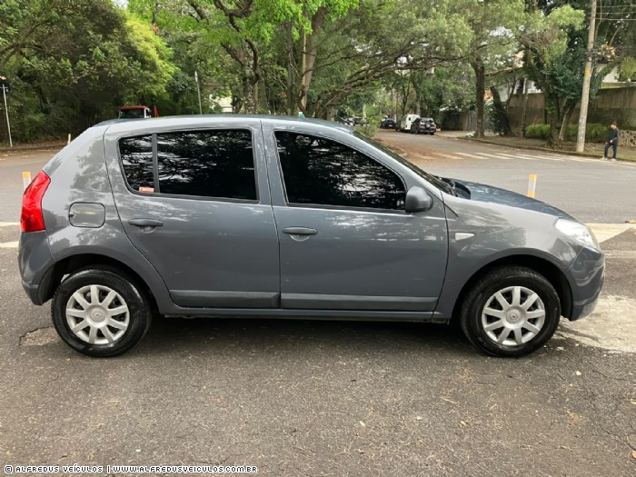 Renault SANDERO EXPRESSION 1.0 2009/2010